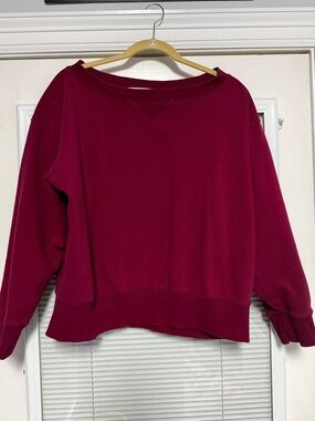 Zenana Outfitters Raspberry Crewneck Pullover
